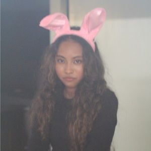 Meet your Posher, Naiya